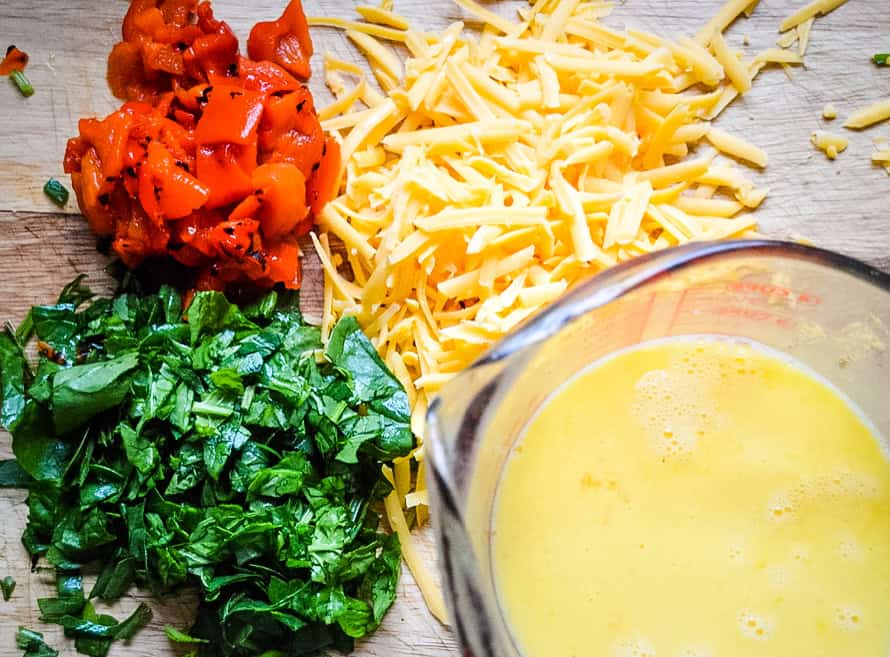 Roasted Red Pepper & Spinach Egg Cups