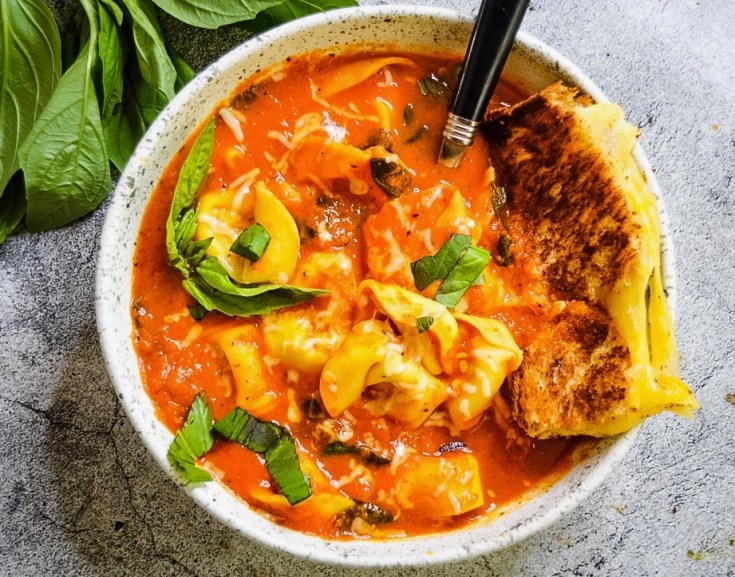 Roasted Red Pepper Tomato and Tortellini Soup