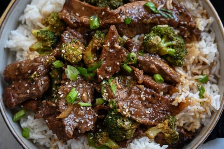 BEEF AND BROCCOLI STIR-FRY OVER RICE